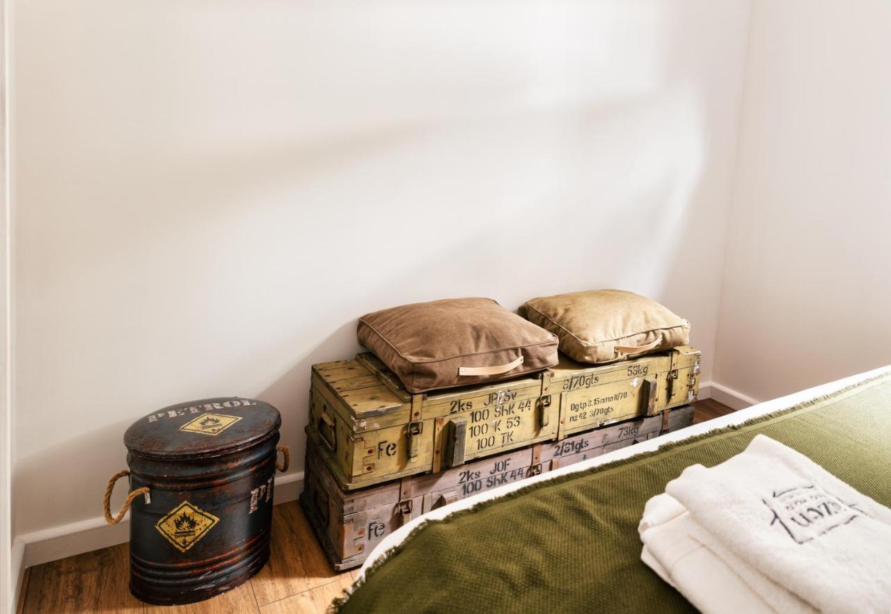 Azen Cool House Bed & Breakfast Azenhas do Mar Exterior photo